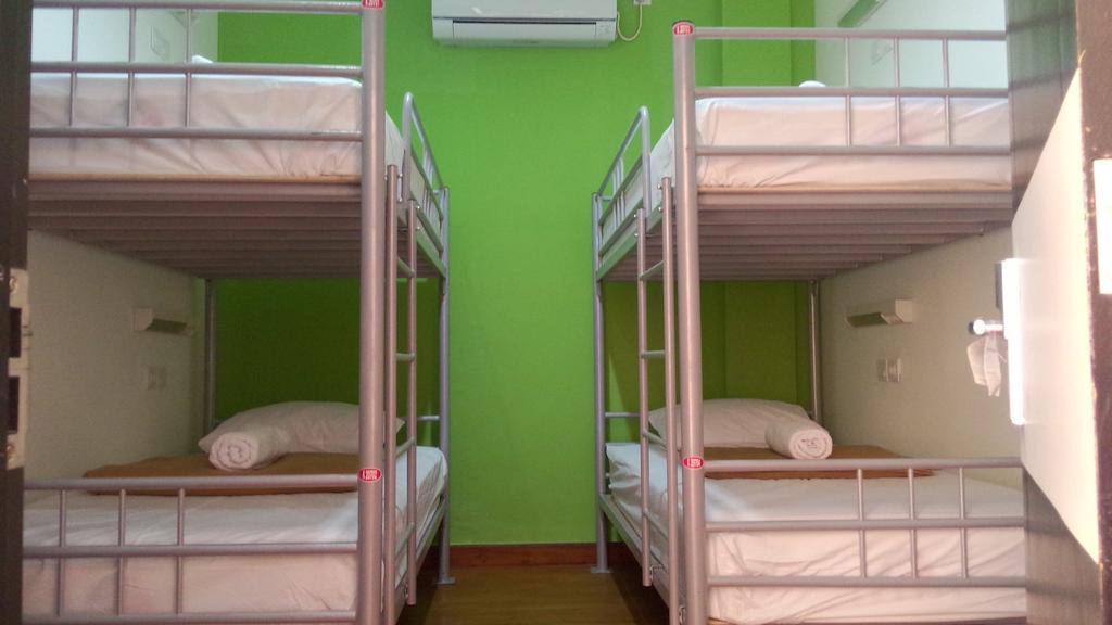Cx Hostel Kuta Raya Bilik gambar