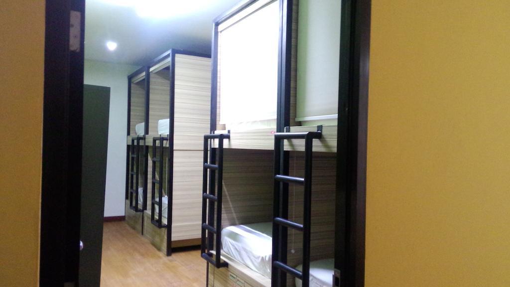 Cx Hostel Kuta Raya Bilik gambar