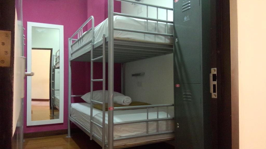 Cx Hostel Kuta Raya Bilik gambar