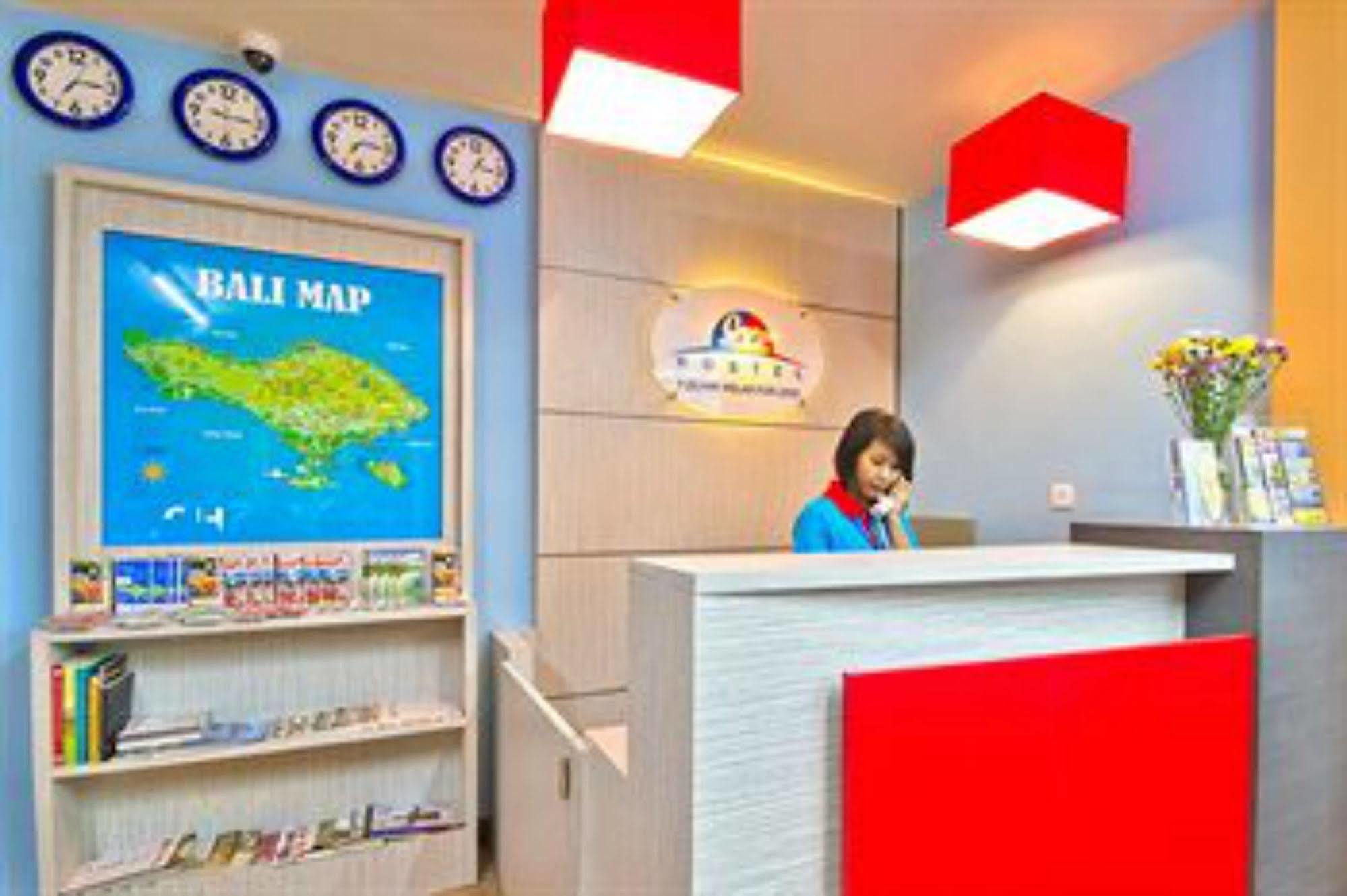 Cx Hostel Kuta Raya Luaran gambar