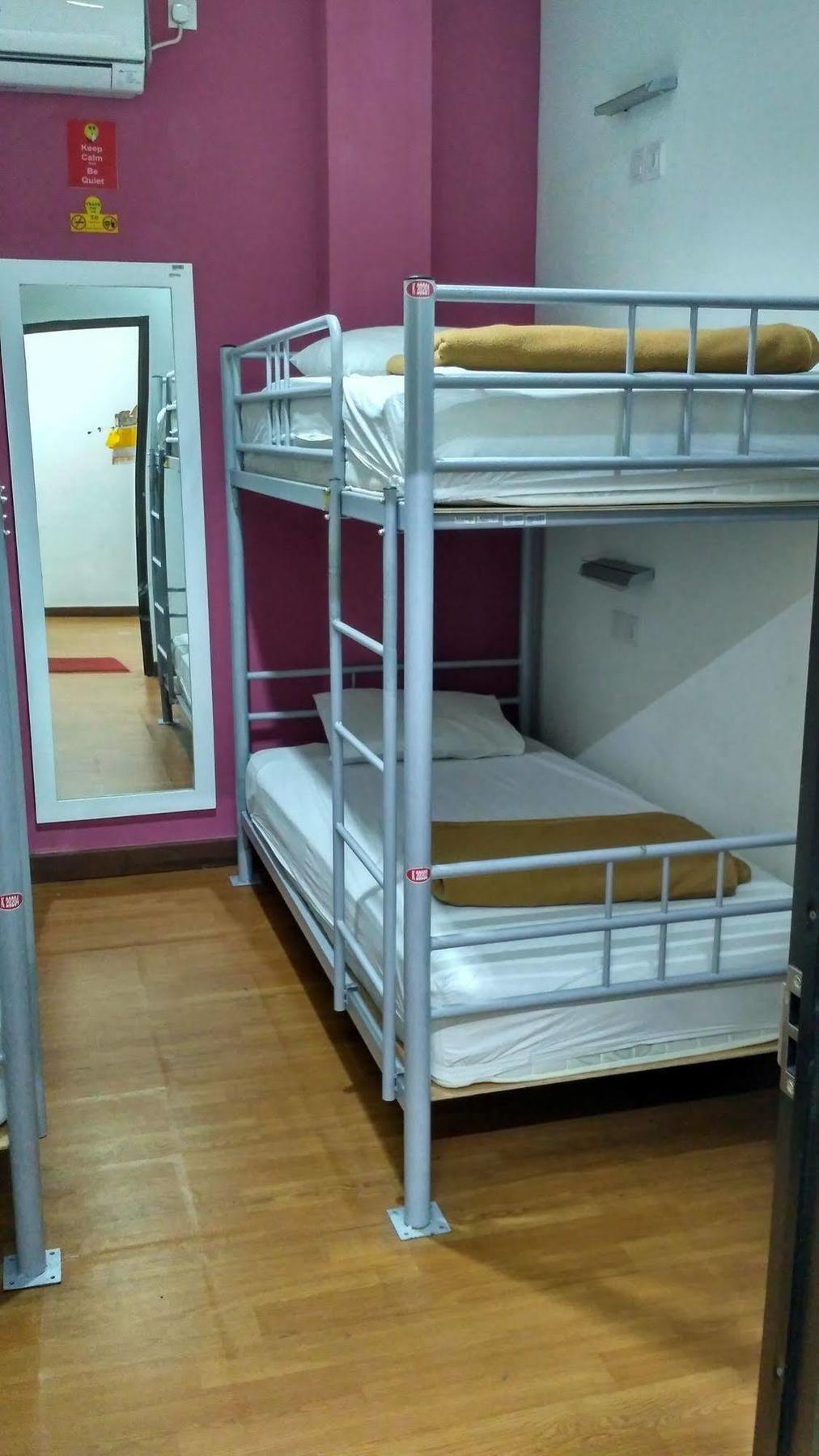 Cx Hostel Kuta Raya Luaran gambar