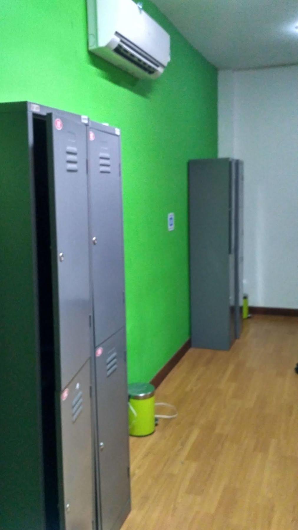 Cx Hostel Kuta Raya Luaran gambar