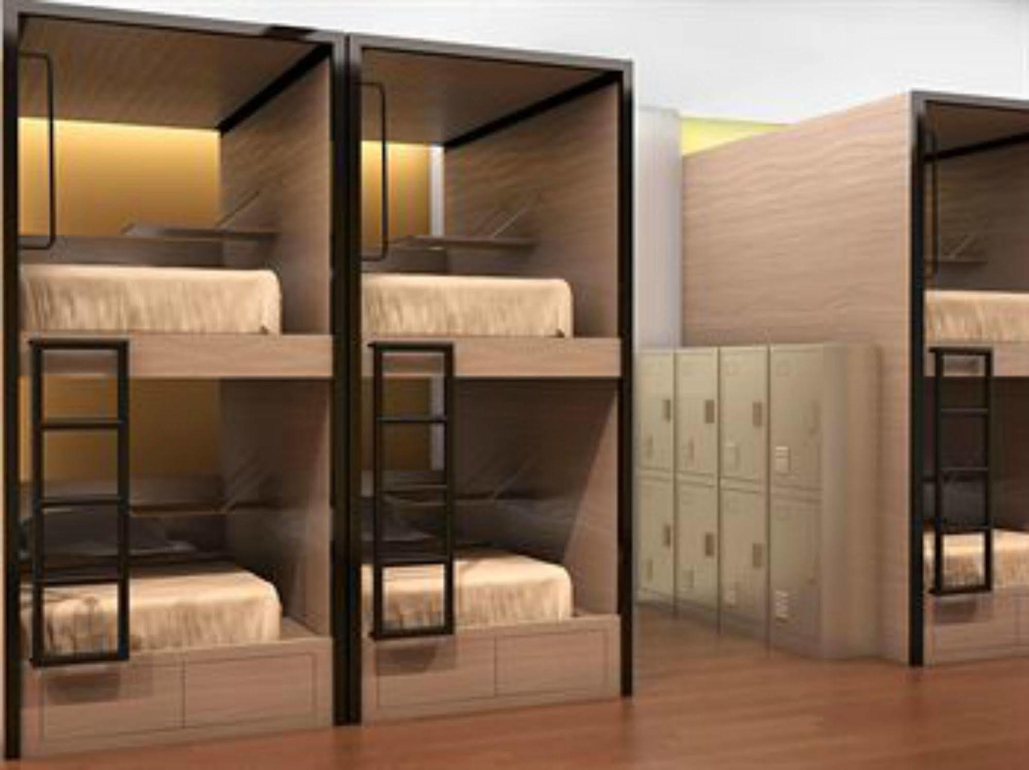 Cx Hostel Kuta Raya Luaran gambar