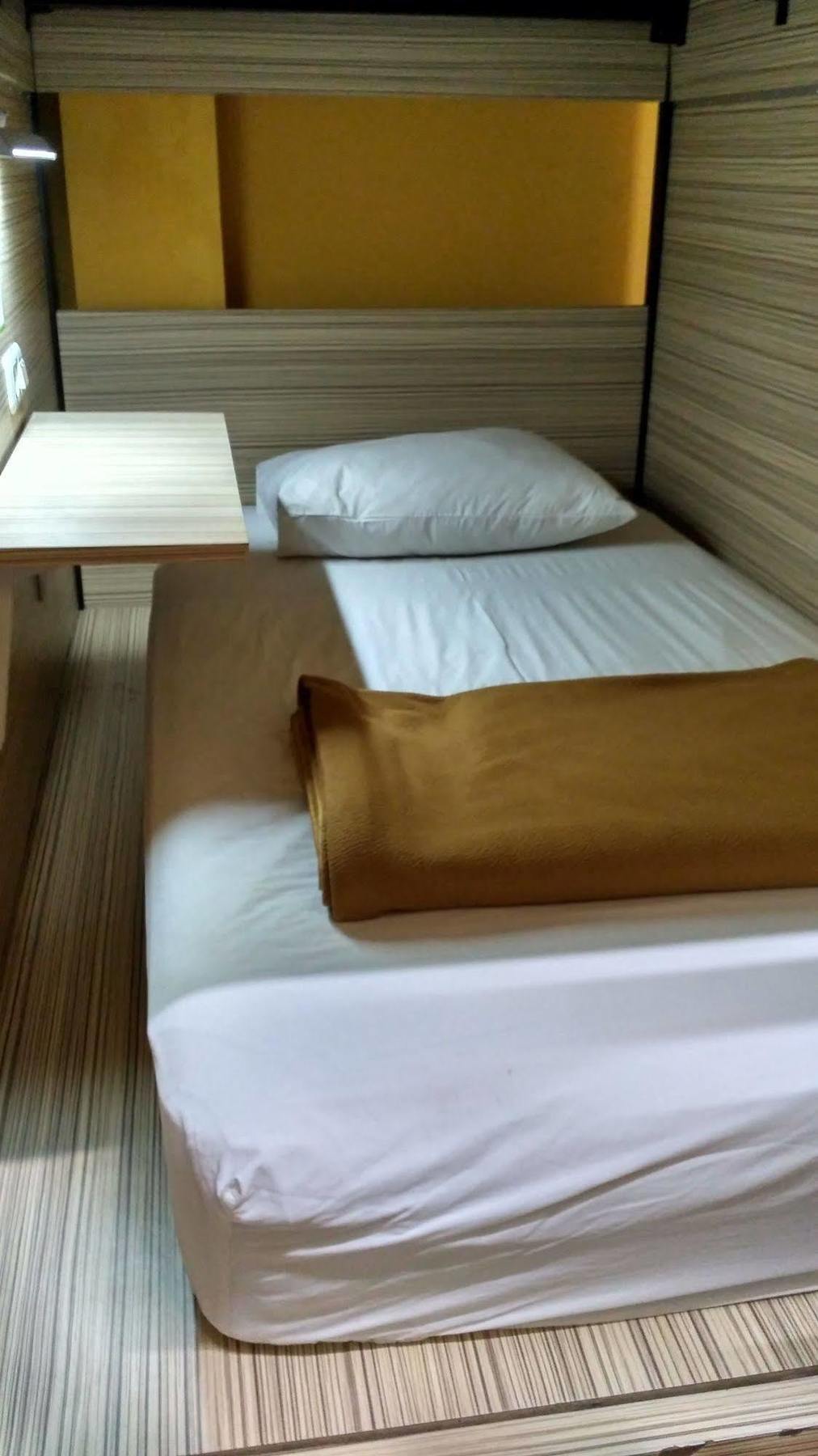 Cx Hostel Kuta Raya Luaran gambar